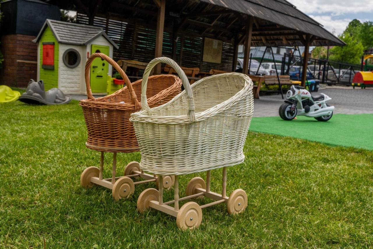 Ceprowka Family Friendly Bed & Breakfast เบียลกาตัทร์ชันสกา ภายนอก รูปภาพ