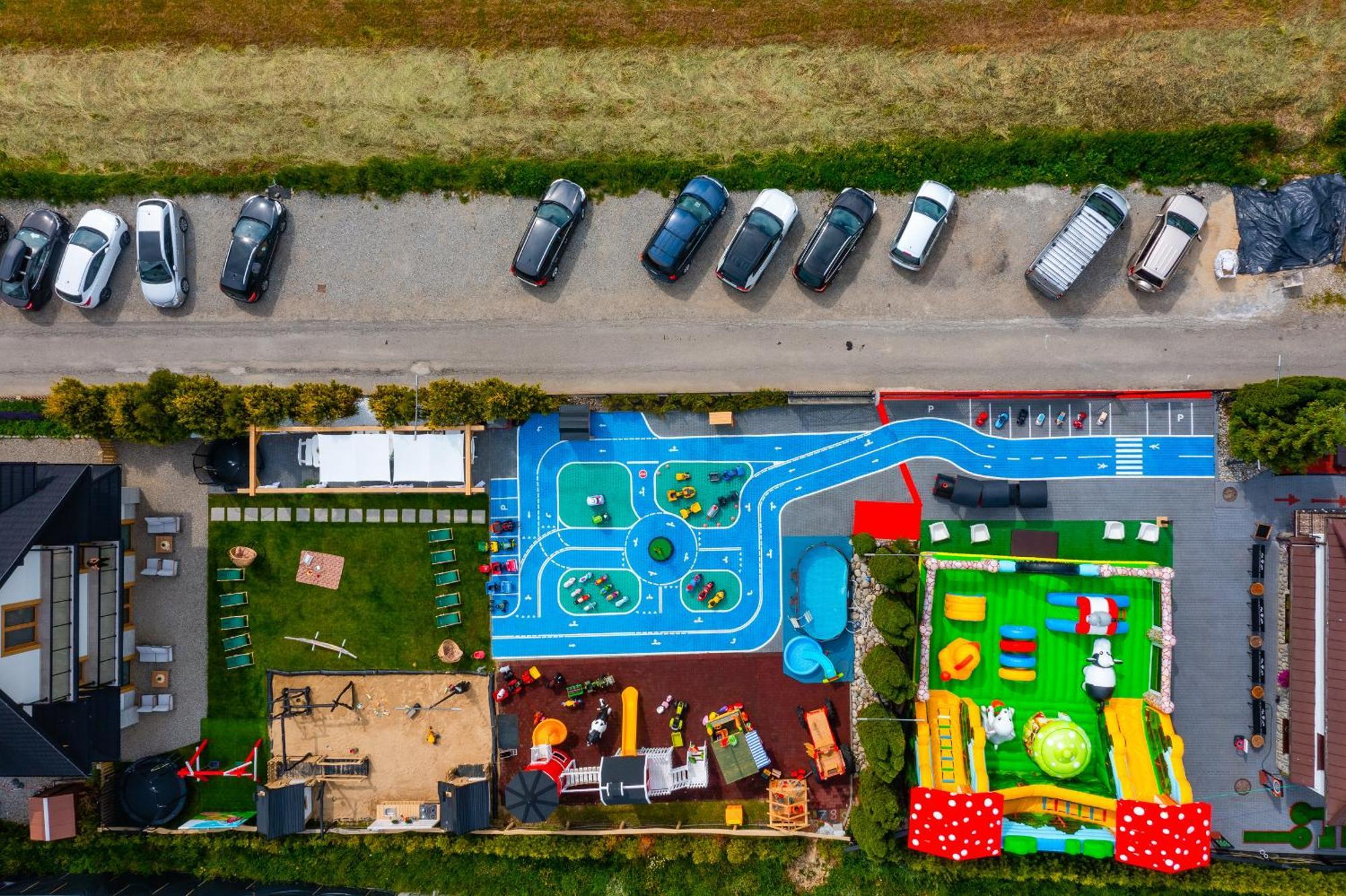 Ceprowka Family Friendly Bed & Breakfast เบียลกาตัทร์ชันสกา ภายนอก รูปภาพ